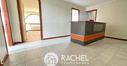 SE ARRIENDA AMPLIA Y LUMINOSA OFICINA DUPLEX