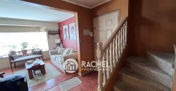 SE VENDE IMPECABLE y ACOGEDORA CASA EN VILLA MARTIN HIRIART