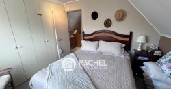 SE VENDE IMPECABLE y ACOGEDORA CASA EN VILLA MARTIN HIRIART