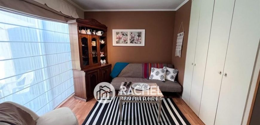 SE VENDE IMPECABLE y ACOGEDORA CASA EN VILLA MARTIN HIRIART