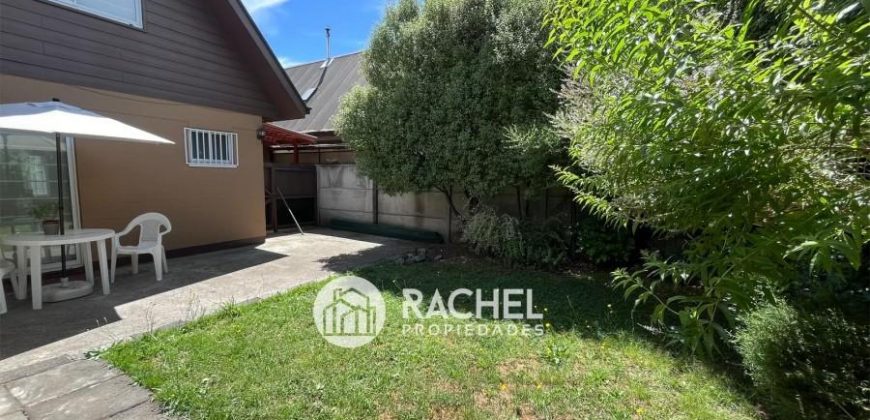 SE VENDE IMPECABLE y ACOGEDORA CASA EN VILLA MARTIN HIRIART