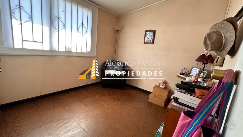 SE VENDE LINDA CASA A PASOS DE CALLE INÉS DE SUAREZ