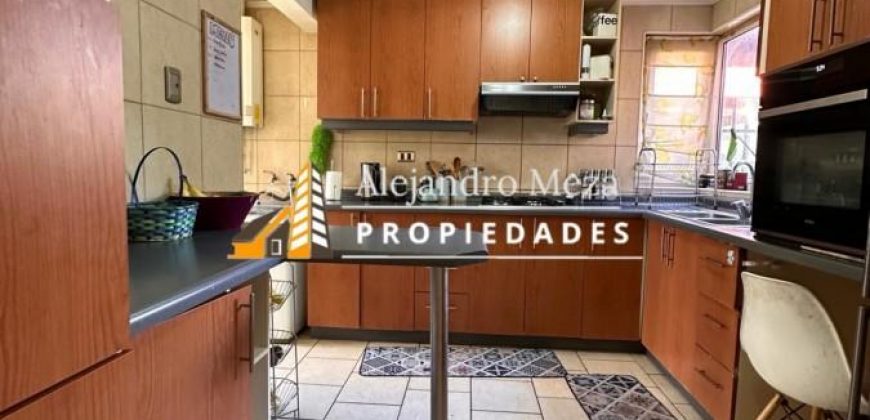 SE VENDE HERMOSA CASA EN LOMAS DE MIRASUR
