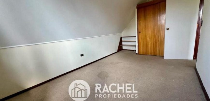 SE ARRIENDA CASA EXCELENTE UBICACIÓN VILLA CAMPALAU