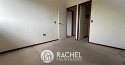 SE ARRIENDA CASA EXCELENTE UBICACIÓN VILLA CAMPALAU