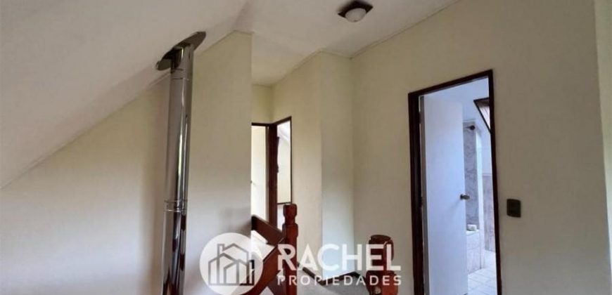 SE ARRIENDA CASA EXCELENTE UBICACIÓN VILLA CAMPALAU