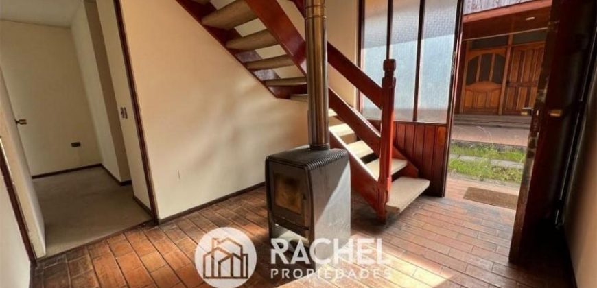 SE ARRIENDA CASA EXCELENTE UBICACIÓN VILLA CAMPALAU