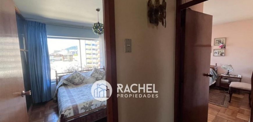 SE VENDE SOLEADO Y AMPLIO DEPTO EN PLENO CENTRO DE TEMUCO