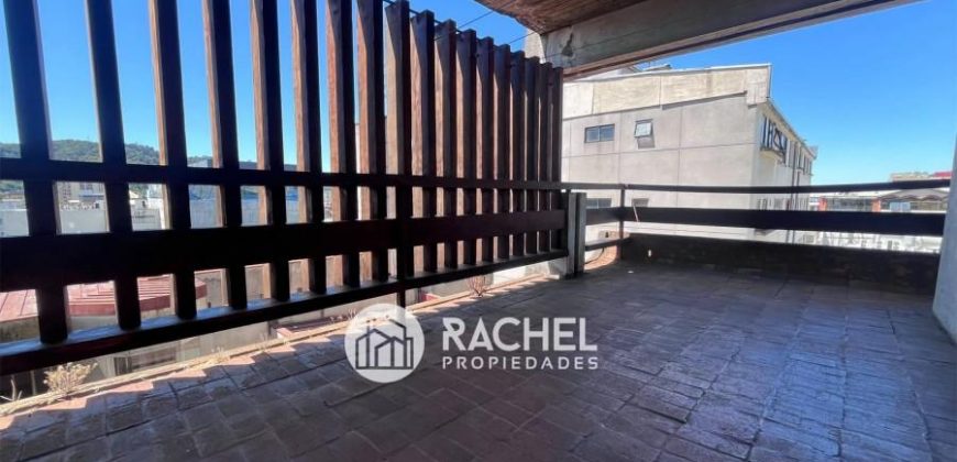 SE VENDE SOLEADO Y AMPLIO DEPTO EN PLENO CENTRO DE TEMUCO