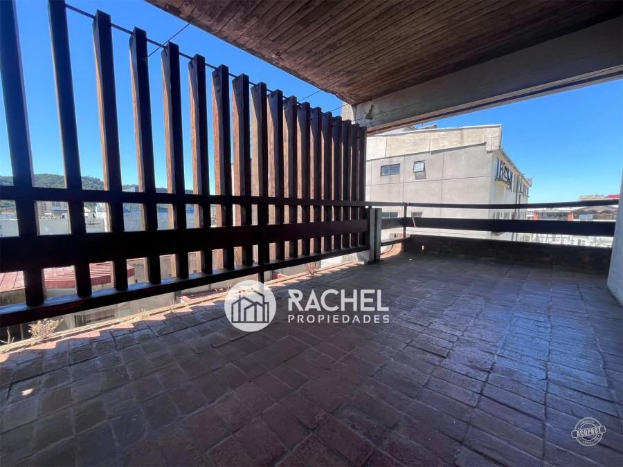 SE VENDE SOLEADO Y AMPLIO DEPTO EN PLENO CENTRO DE TEMUCO