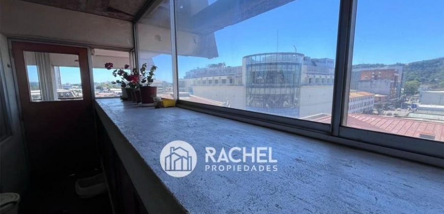 SE VENDE SOLEADO Y AMPLIO DEPTO EN PLENO CENTRO DE TEMUCO