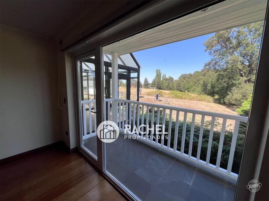 Se vende hermosa casa de estilo canadiense en el Sector Pumalal.