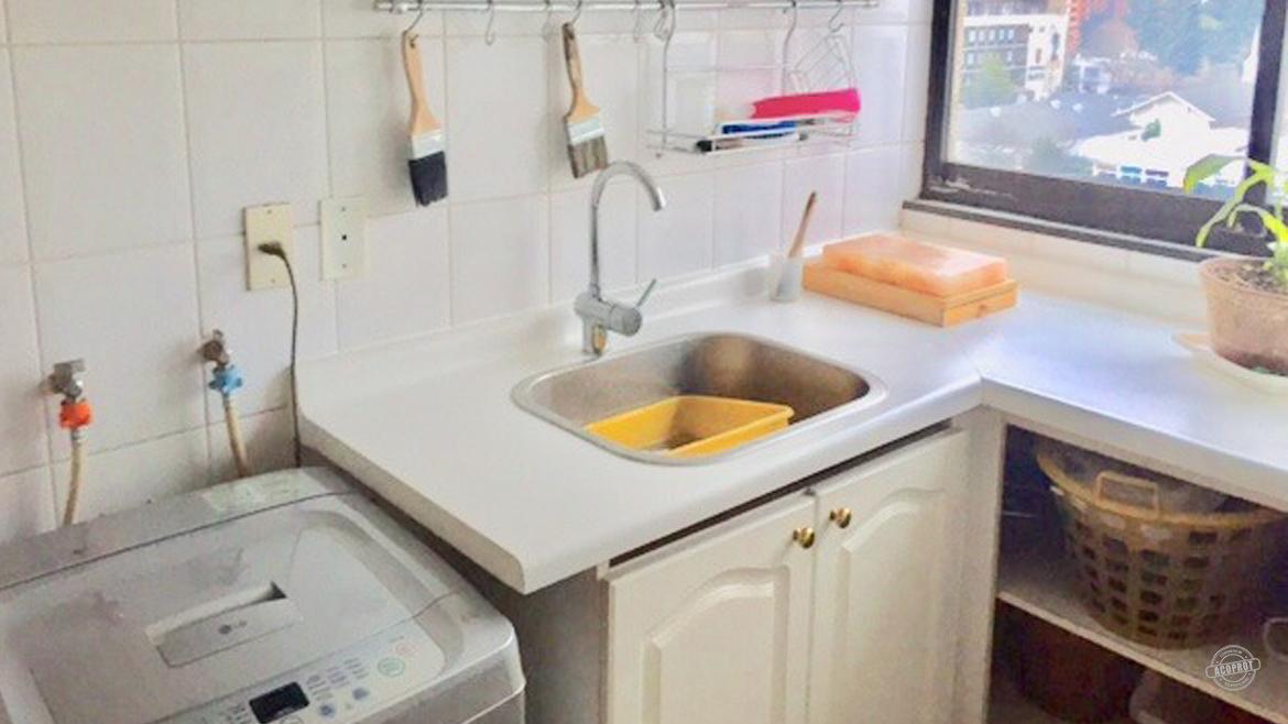 Arrendamos amplio departamento dúplex a pasos de la Av. Alemania