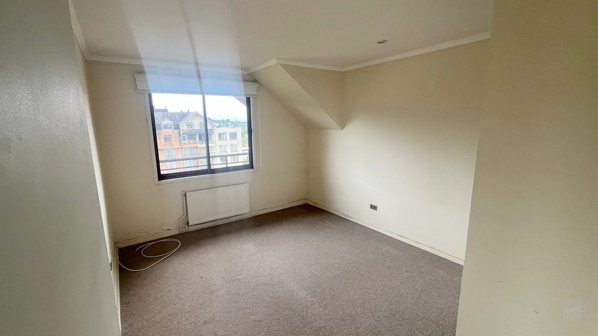 Vendemos amplio departamento dúplex en Condominio las Encinas