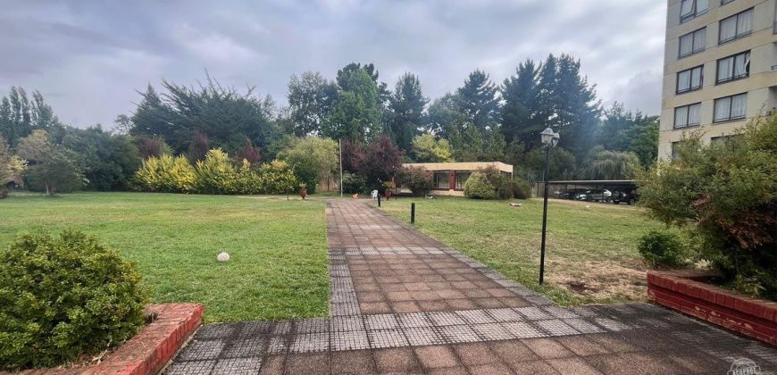 Vendemos amplio departamento dúplex en Condominio las Encinas