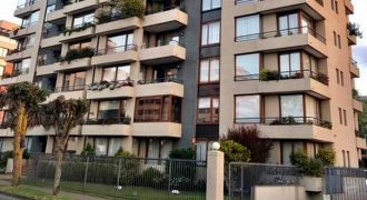Arrendamos amplio departamento dúplex a pasos de la Av. Alemania