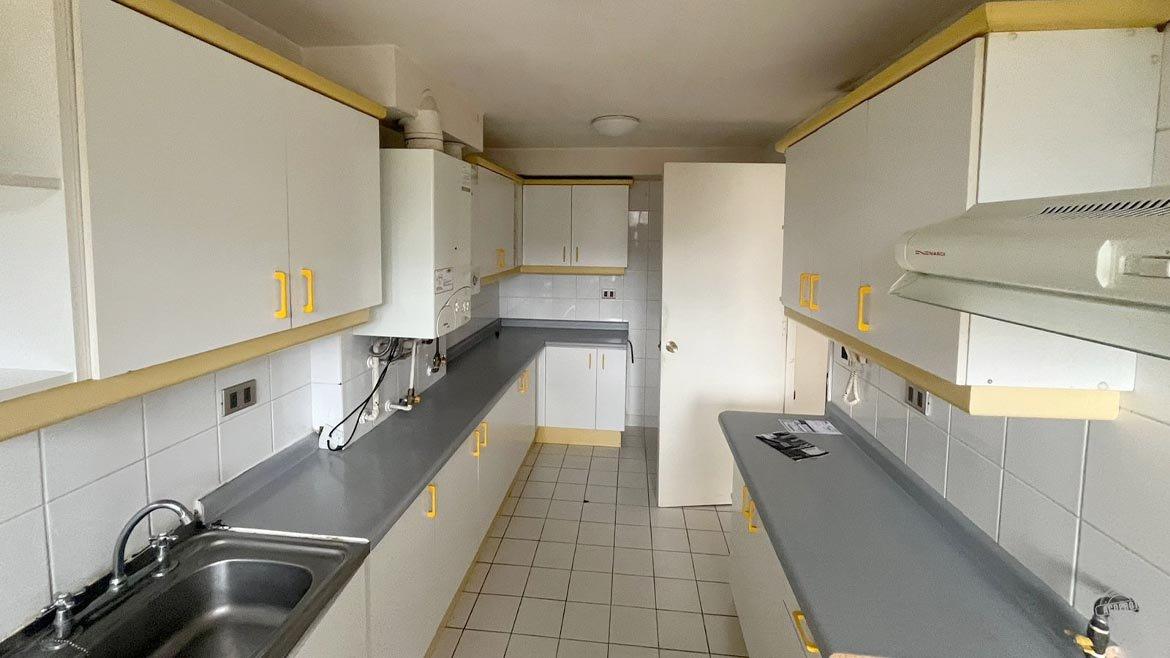 Vendemos amplio departamento dúplex en Condominio las Encinas