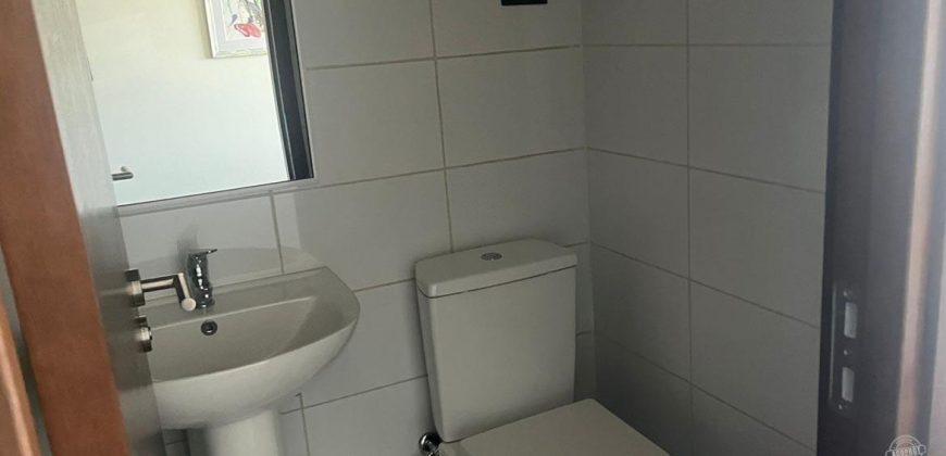 Vendemos oficina en Edificio Business Center