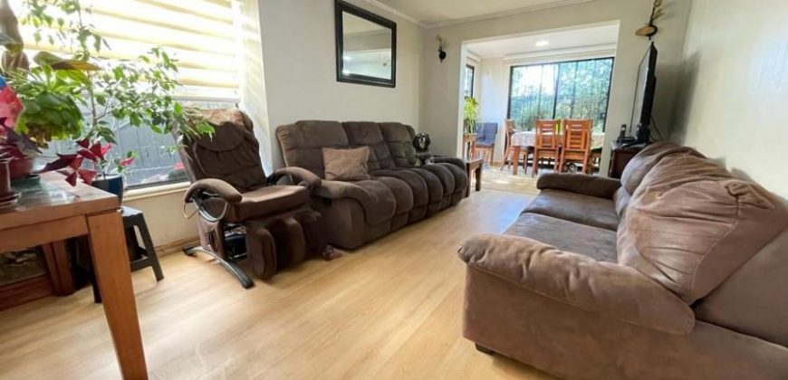 SE VENDE CASA EN ARBOLEDA DEL PORTAL