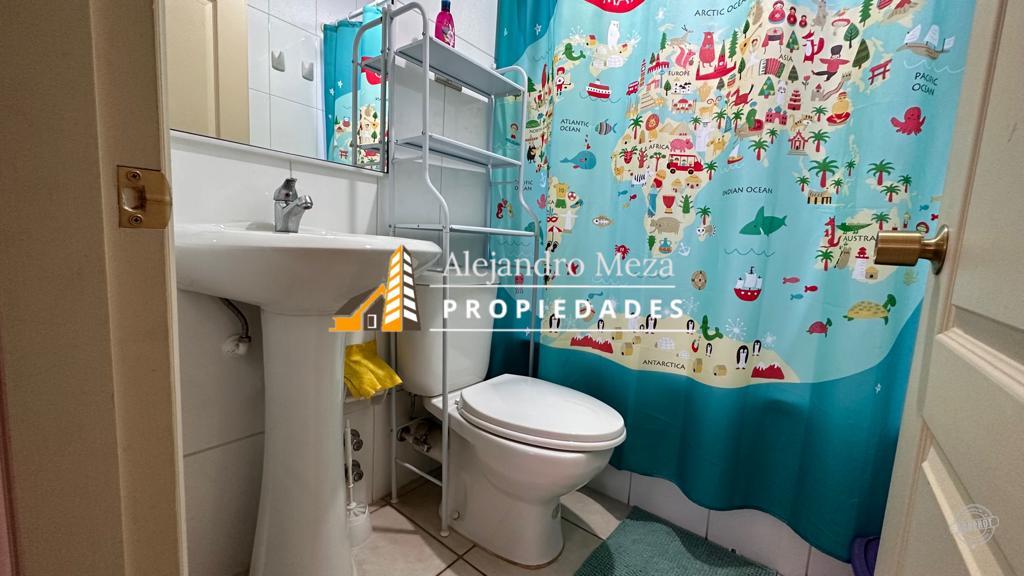 SE VENDE CASA EN ARBOLEDA DEL PORTAL