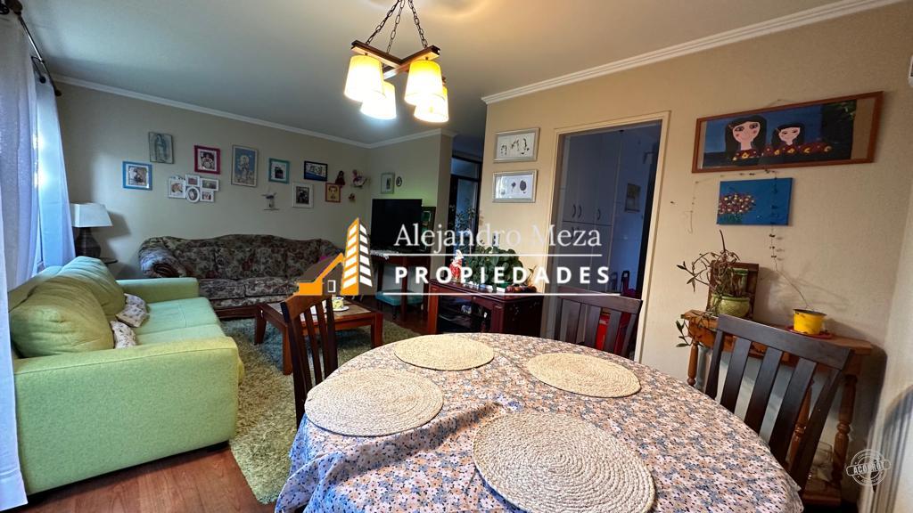 SE VENDE CASA EN ARBOLEDA DEL PORTAL