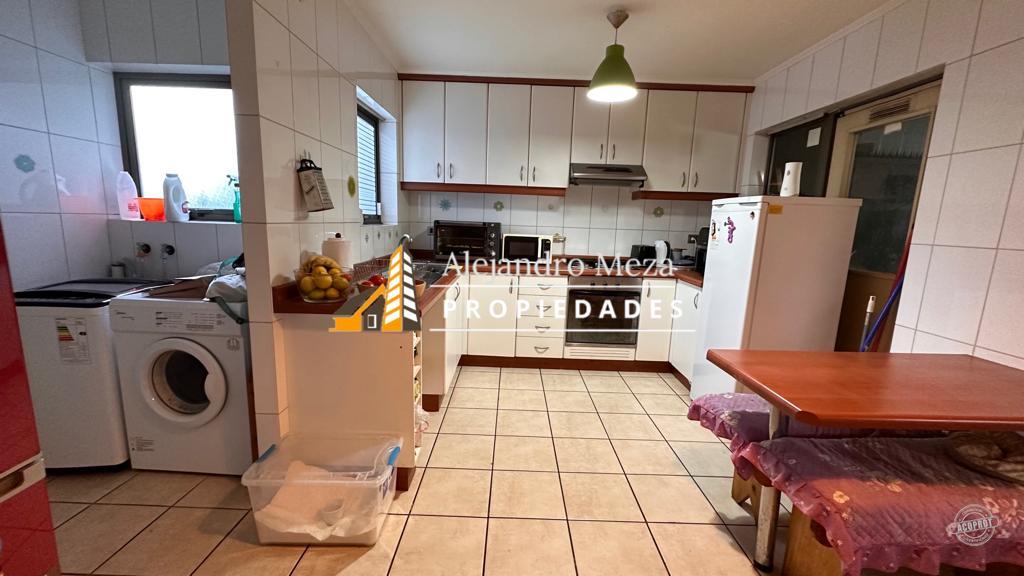 SE VENDE CASA EN ARBOLEDA DEL PORTAL