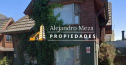 SE VENDE CASA EN ARBOLEDA DEL PORTAL