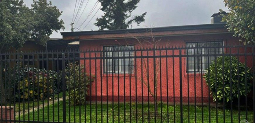 Vendemos amplia  casa en villa Imperial