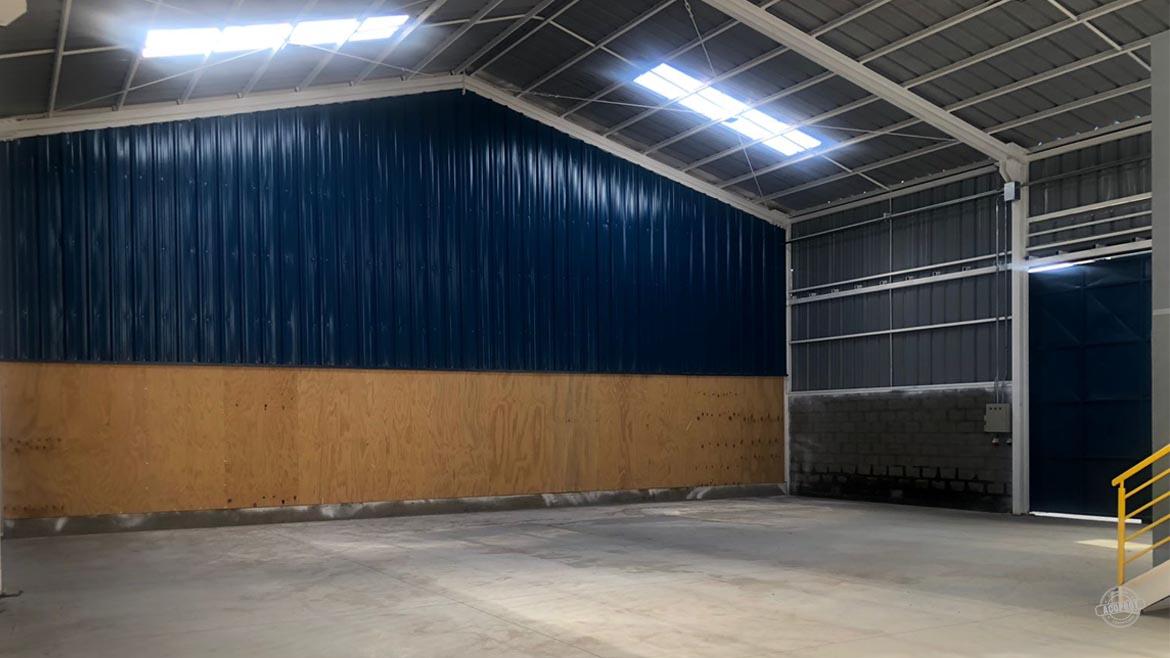 Arrendamos amplias bodegas en Cajón