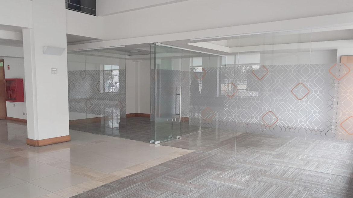 Arrendamos gran local comercial en excelente ubicación.