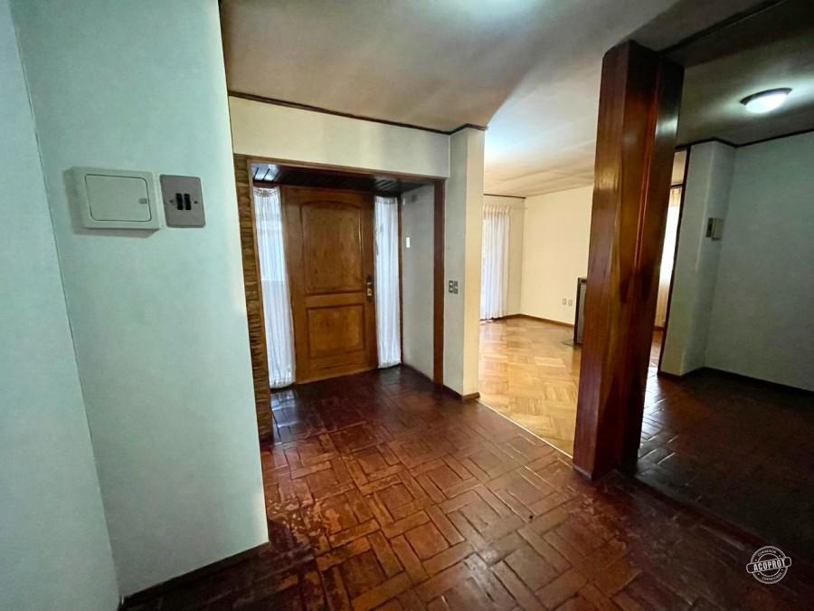 Linda Casa Ubicada En Pasaje Lorena, Próxima Av. Alemania