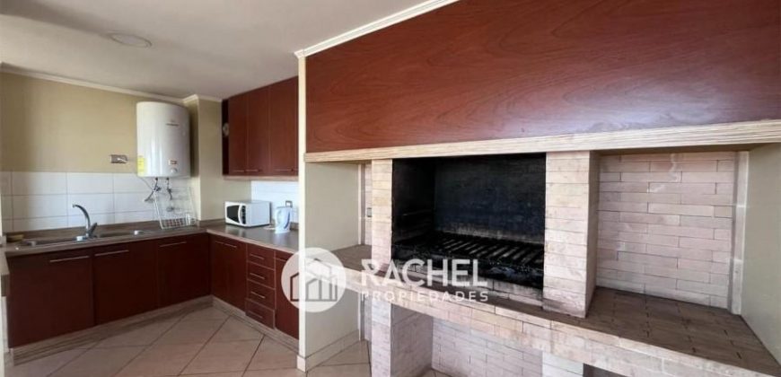 SE ARRIENDA IMPECABLE DEPTO 2D