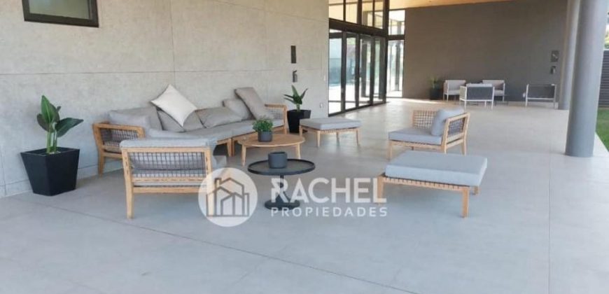 EN VENTA CASA SEMI NUEVA EN CONDOMINIO BELO HORIZONTE