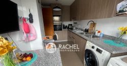 SE ARRIENDA MODERNA CASA CON QUINCHO