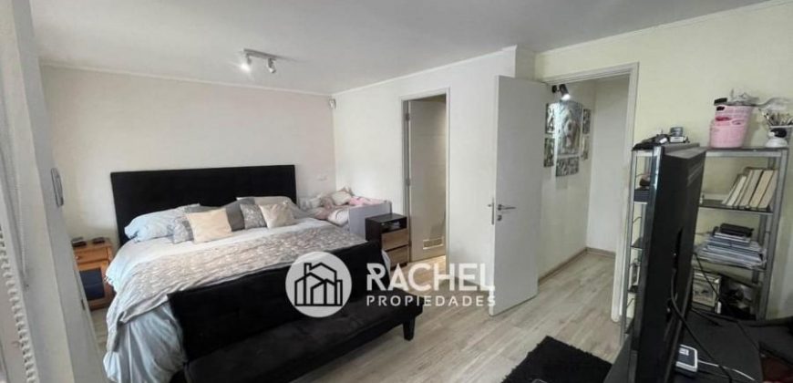 SE ARRIENDA MODERNA CASA CON QUINCHO