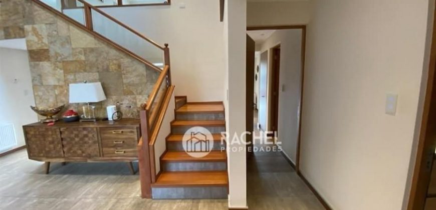 SE VENDE ESPECTACULAR CASA MEDITERRÁNEA EN CONDOMINIO SECTOR PONIENTE