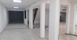 Arrendamos gran local de esquina con excelente visibilidad.
