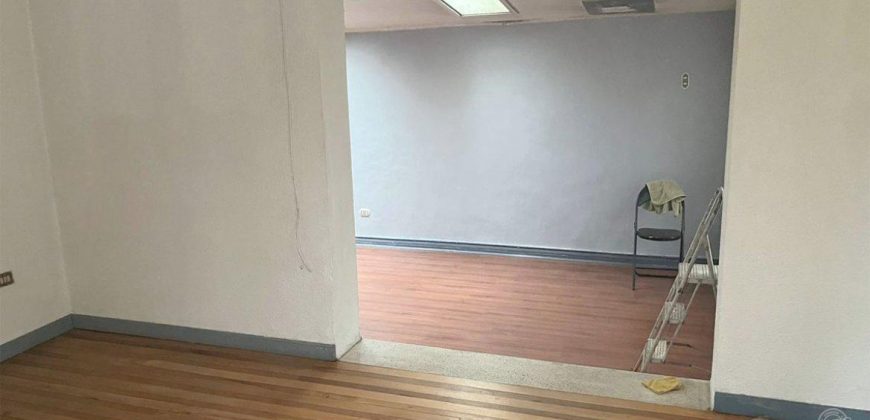 Vendemos amplia  casa en villa Imperial