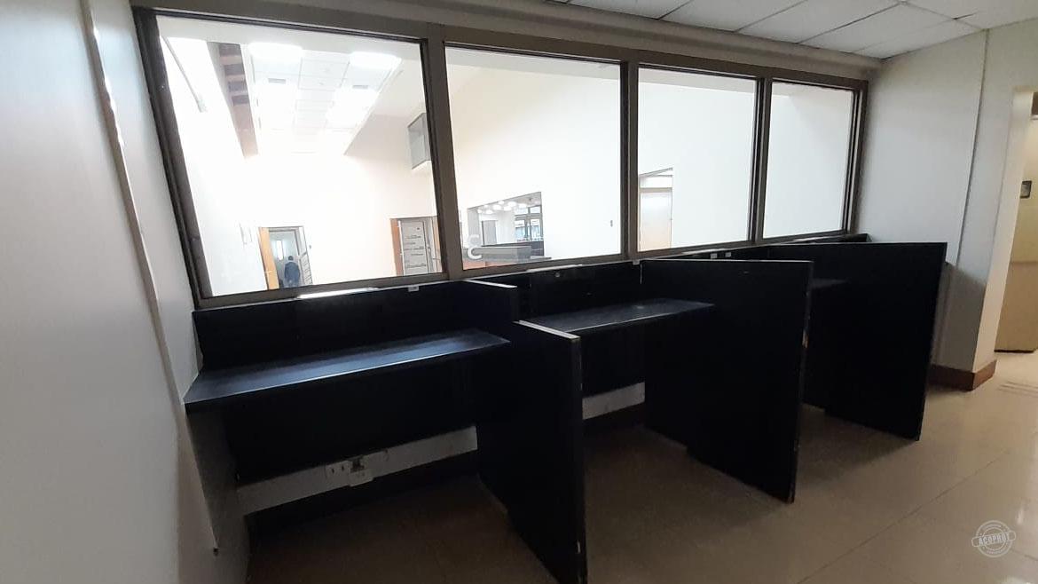 Arrendamos gran local comercial en excelente ubicación.