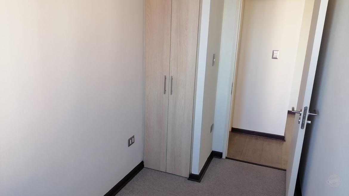 Arrendamos departamento en Edificio Centro Lynch