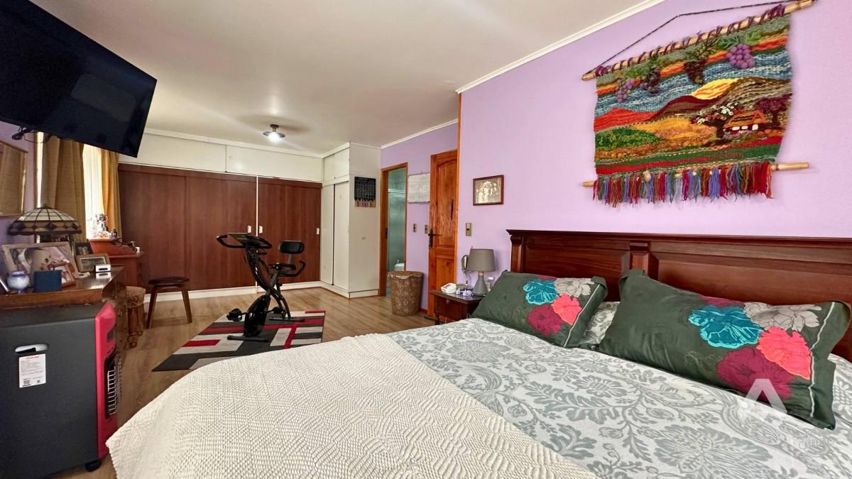Parcela con casa y cabañas en venta en Villarrica