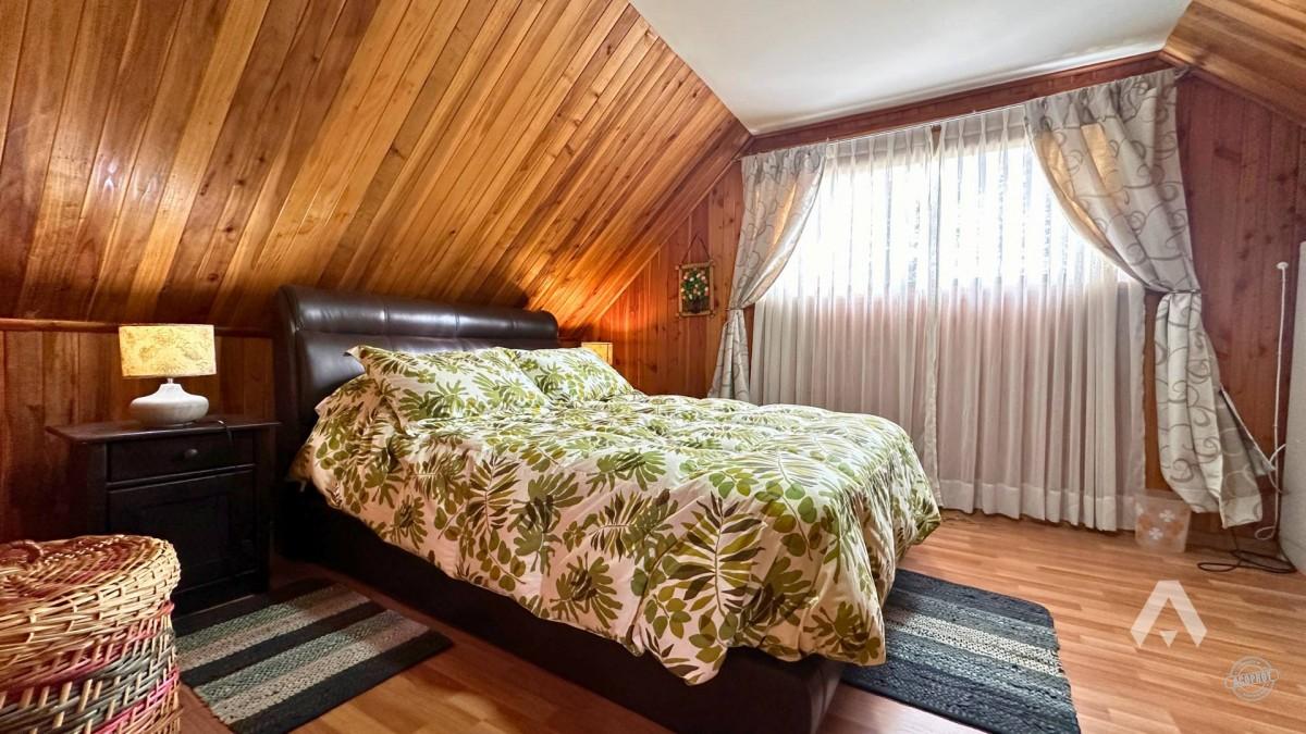 Parcela con casa y cabañas en venta en Villarrica