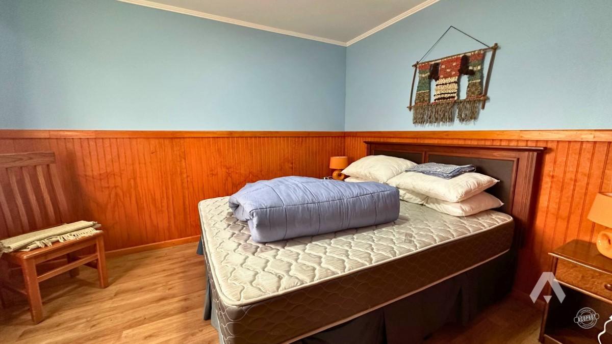 Parcela con casa y cabañas en venta en Villarrica