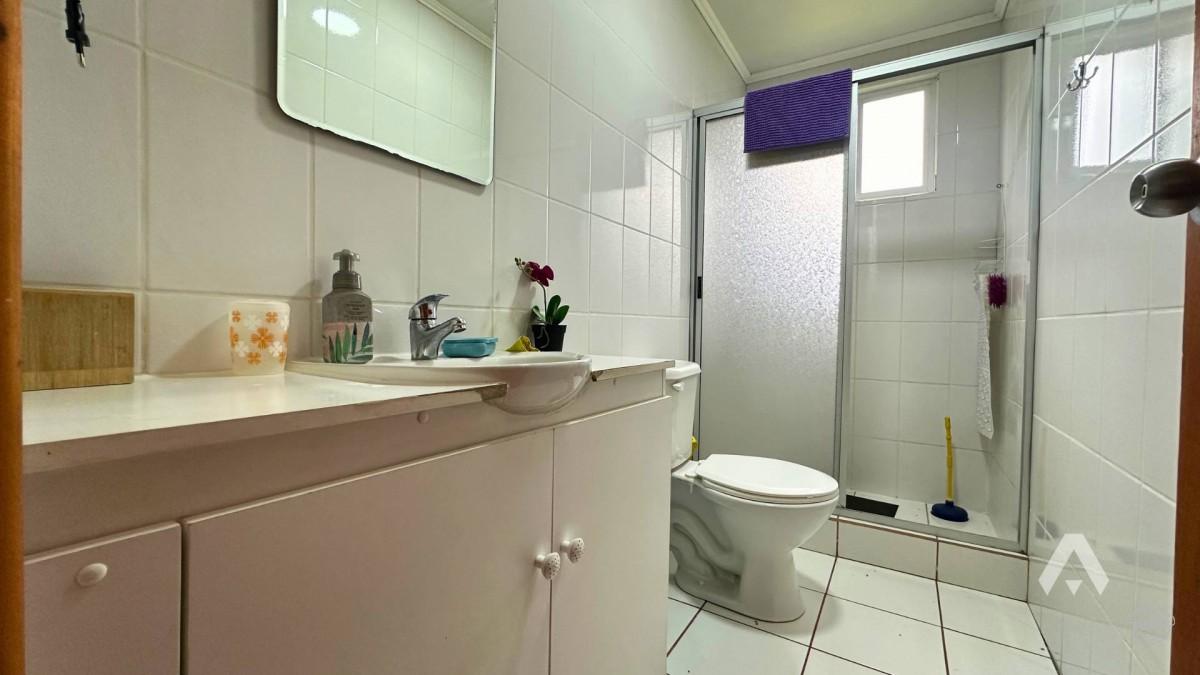 Parcela con casa y cabañas en venta en Villarrica