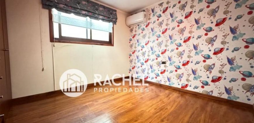 EN VENTA AMPLIA PROPIEDAD REMODELADA