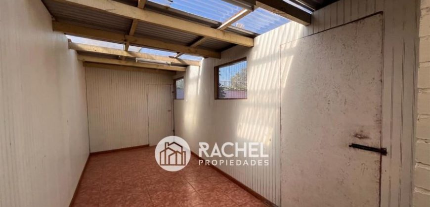 SE VENDE IMPECABLE CASA SECTOR JUAN PABLO II