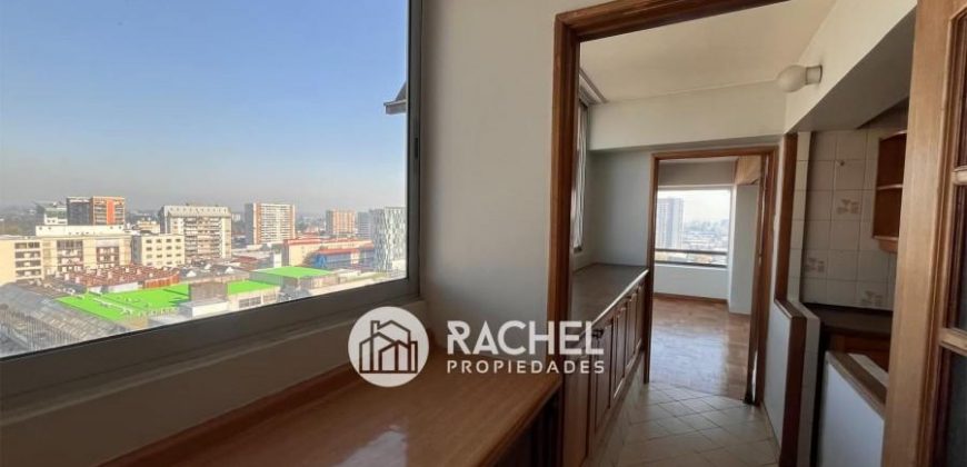 SE ARRIENDA GRAN DEPTO CON HERMOSAS VISTAS