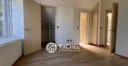SE ARRIENDA IMPECABLE Y LUMINOSA CASA
