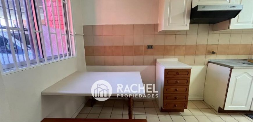 SE VENDE IMPECABLE CASA SECTOR JUAN PABLO II