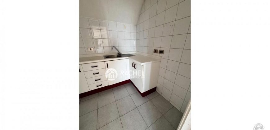 SE VENDE EXCELENTE DEPARTAMENTO CONDOMINIO PLAZA HOCHSTETTER